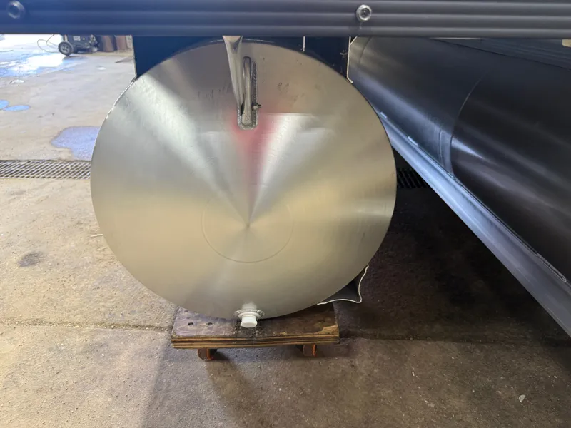 Slide: The Image of Close-up of a 2025 Tahoe Cascade 2385 Tritoon pontoon. - 48