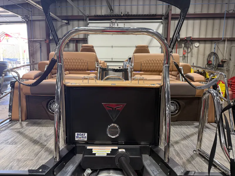 Slide: The Image of Tahoe Cascade 2385 Quad Lounge Shift SS Tritoon & Honda 4-Stroke EFI 2025 - 51