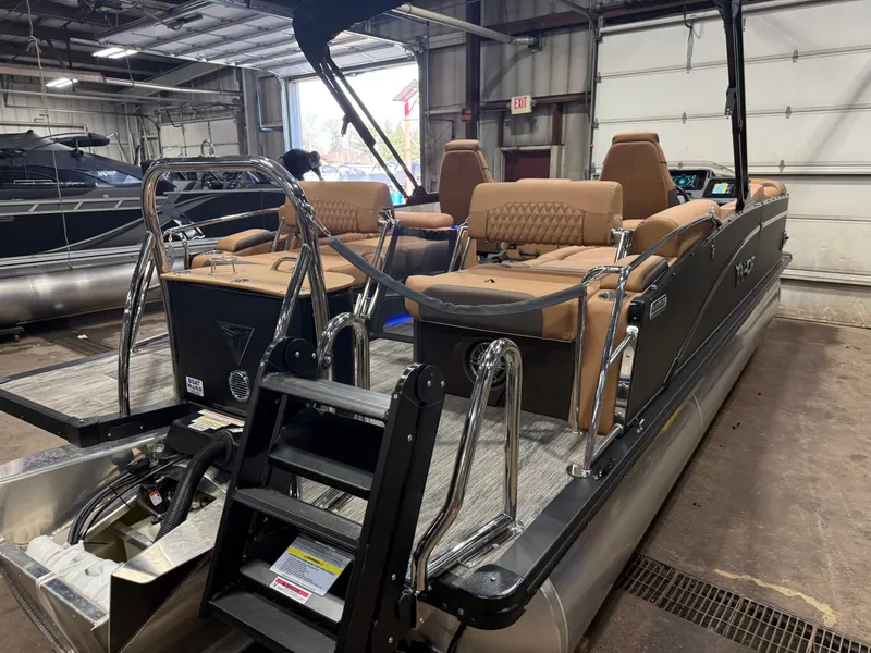 Slide: The Image of Tahoe Cascade 2385 Quad Lounge Shift SS Tritoon & Honda 4-Stroke EFI 2025 - 53