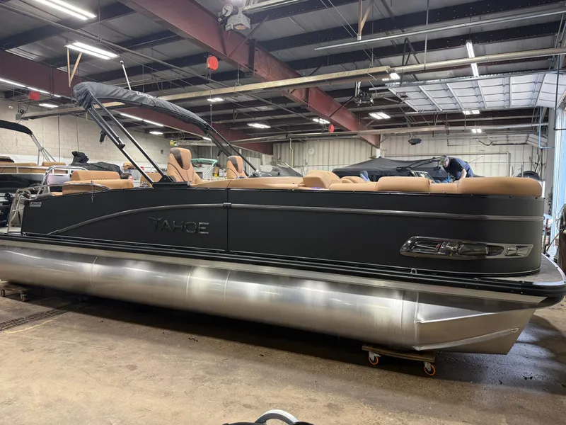 Slide: The Image of Tahoe Cascade 2385 Quad Lounge Shift SS Tritoon & Honda 4-Stroke EFI 2025 - 55