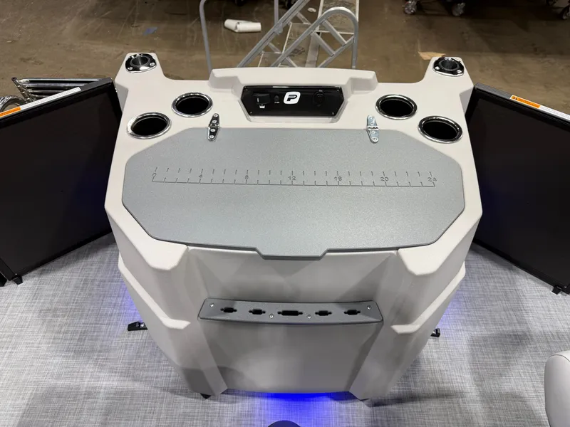 Slide: The Image of Princecraft 21 Sportfisher 2RS Pontoon console, 2026 model. - 18
