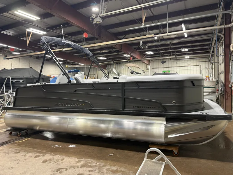 Slide: The Image of 2026 Princecraft 21 Sportfisher 2RS Pontoon indoors. - 38