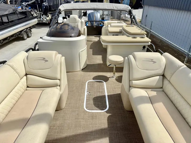 Slide: The Image of Bennington 2575 QCW Midship Bar w/ 350HP Yamaha! 2015 - 4