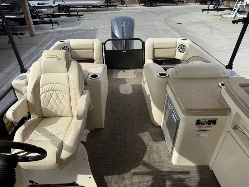Slide: The Image of Bennington 2575 QCW Midship Bar w/ 350HP Yamaha! 2015 - 7