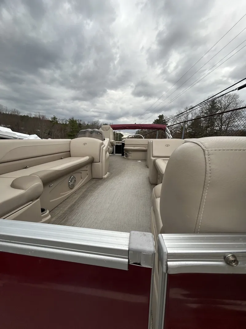 Slide: The Image of Interior view of a 2017 Tahoe LTZ Cruise 24 pontoon boat. - 4