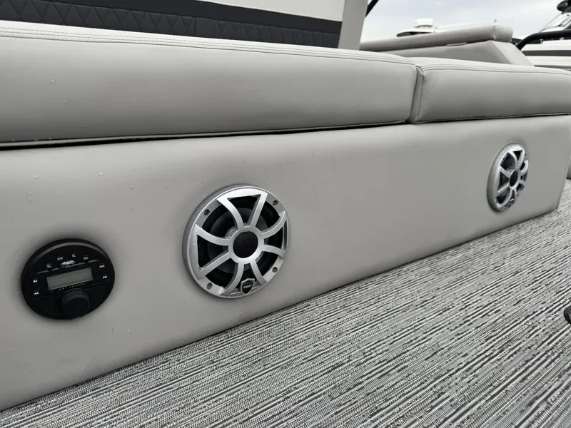 Slide: The Image of Starcraft SLS 5 Q DH 2026 - 10