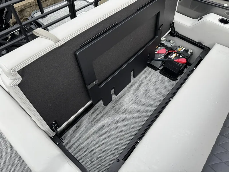 Slide: The Image of Starcraft SLS 5 Q DH 2026 - 13