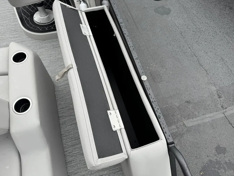 Slide: The Image of Starcraft SLS 5 Q DH 2026 - 33