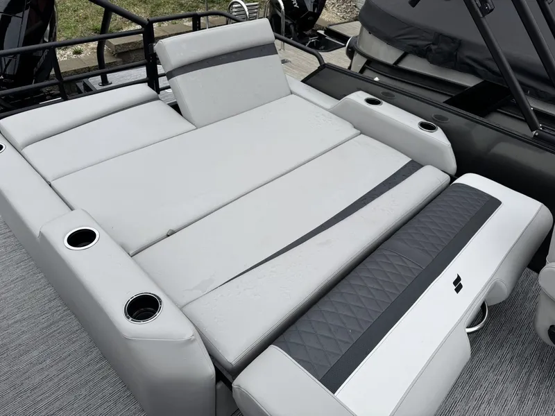 Slide: The Image of Starcraft SLS 5 Q DH 2026 - 5