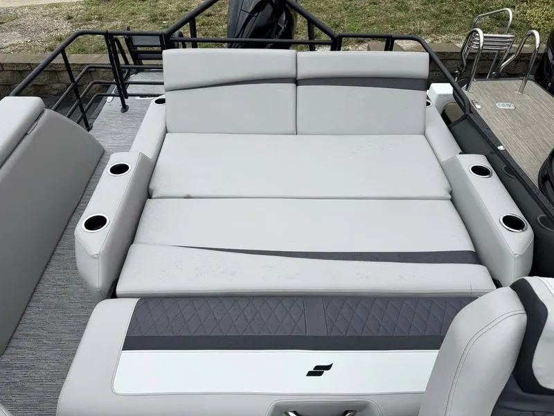 Slide: The Image of Starcraft SLS 5 Q DH 2026 - 8