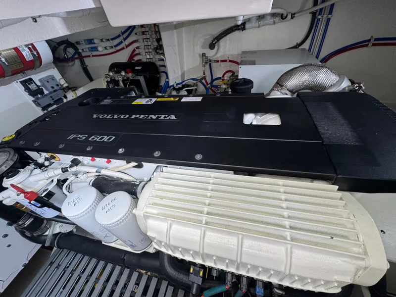 Slide: The Image of Volvo Penta IPS 600 engine in 2018 Tiara Yachts C44. - 32