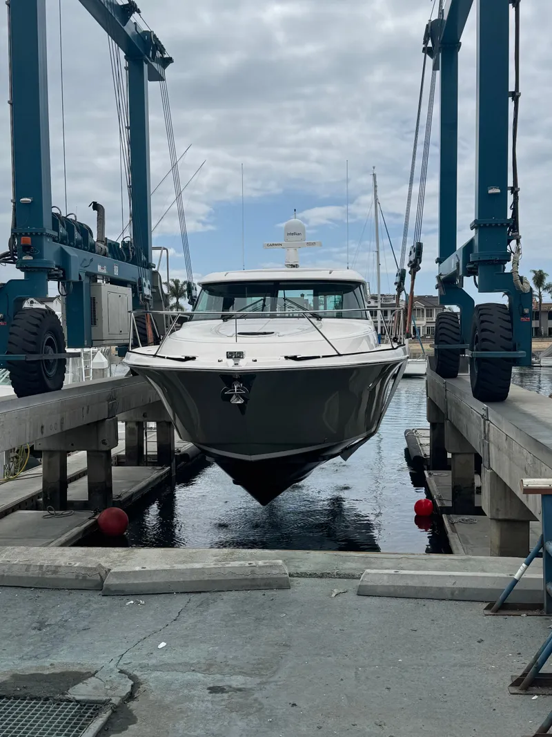 Slide: The Image of Tiara C44 Coupe 2018 - 36