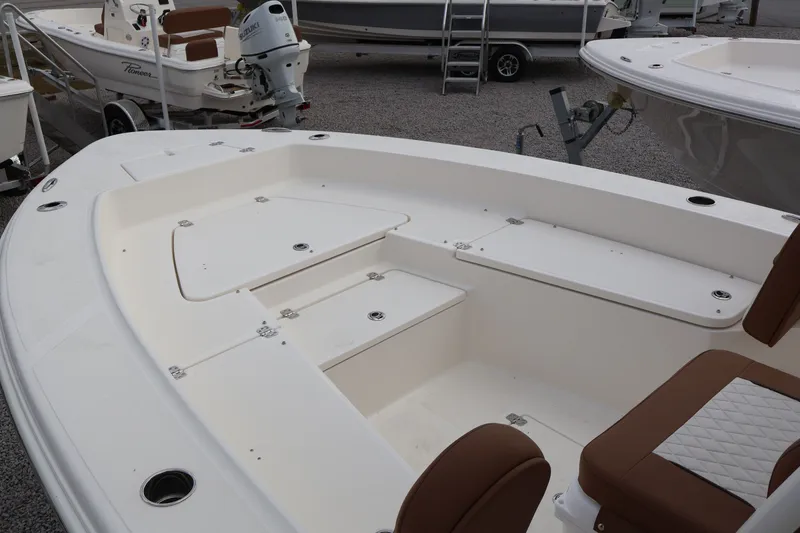 Slide: The Image of Pioneer 220 Bay Sport 2026 - 19