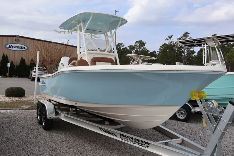 Slide: The Image of Pioneer 220 Bay Sport 2026 - 5