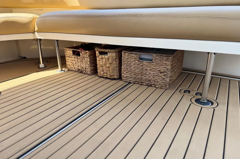 Slide: The Image of Under-seat storage with wicker baskets on a 2002 Sea Ray 380 Sundancer boat. - 39