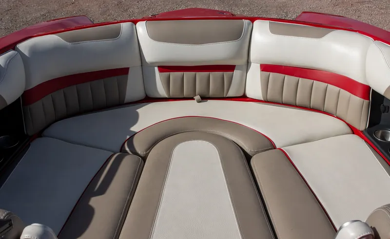 Slide: The Image of Malibu Wakesetter 24 MXZ 2015 - 11