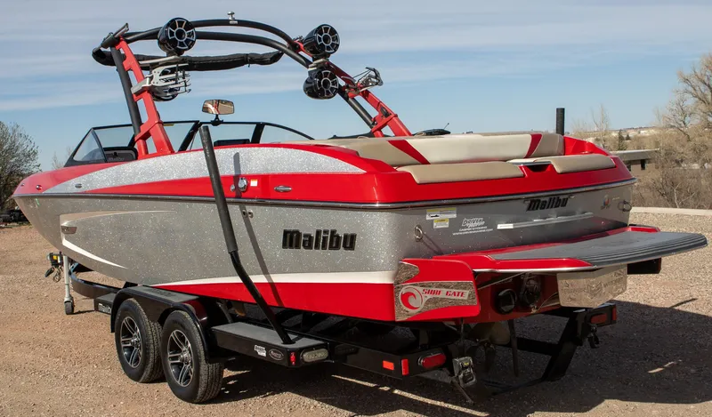 Slide: The Image of Malibu Wakesetter 24 MXZ 2015 - 5