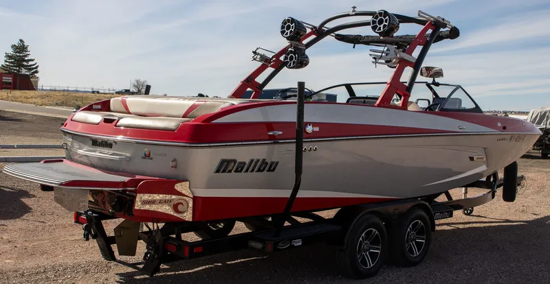 Slide: The Image of Malibu Wakesetter 24 MXZ 2015 - 6