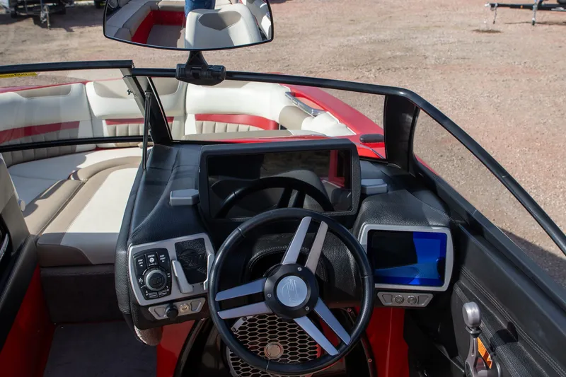 Slide: The Image of Malibu Wakesetter 24 MXZ 2015 - 9