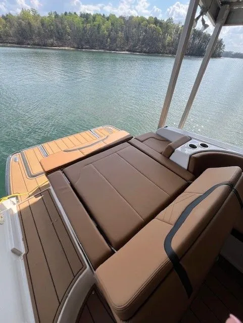 Slide: The Image of Chaparral 26 Surf 2023 - 15