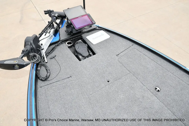 Slide: The Image of 2023 Nitro Z20 Pro boat with Garmin technology and Minn Kota motor. - 12