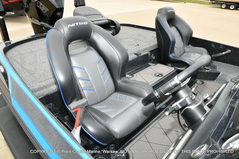 Slide: The Image of Interior of 2023 Nitro Z20 Pro with modern seating. - 40