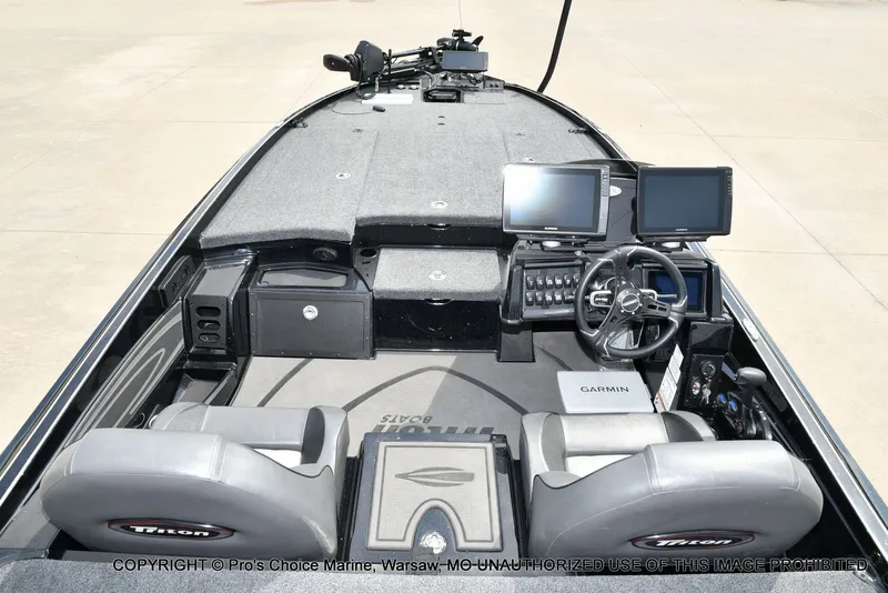 Slide: The Image of Interior of 2025 Triton 21XP with modern electronics. - 42