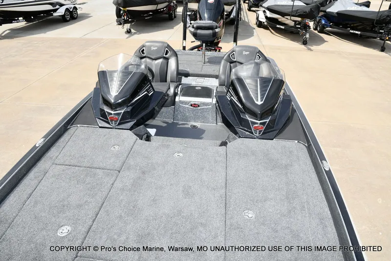 Slide: The Image of 2023 Ranger Z521R Cup boat with 300 Pro-XS engine. - 14