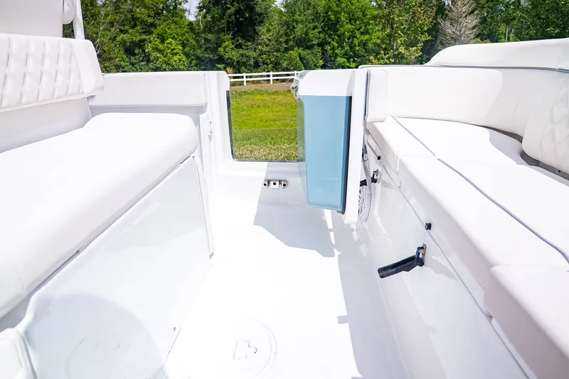 Slide: The Image of Interior of Sea Hunt Ultra 245 SE boat, model year 2026. - 10