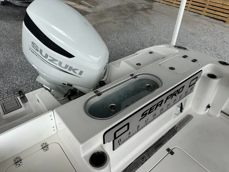 Slide: The Image of Sea Pro 219 250HP-246 HOURS-PERFECT SHAPE 2022 - 16