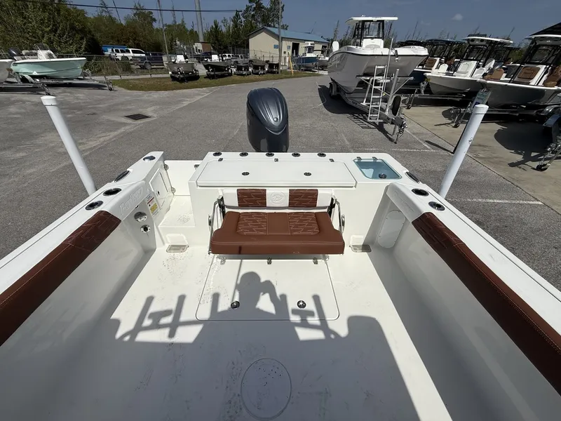 Slide: The Image of Parker Marine 227 Explorer WITH AC AND SEAKEEPER RIDE 2026 - 4