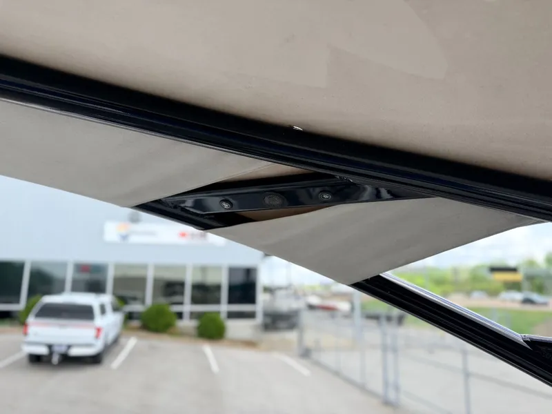 Slide: The Image of Yamaha 242 Limited S 2014 - 12