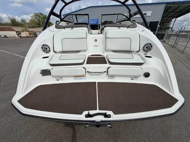 Slide: The Image of Yamaha 242 Limited S 2014 - 13