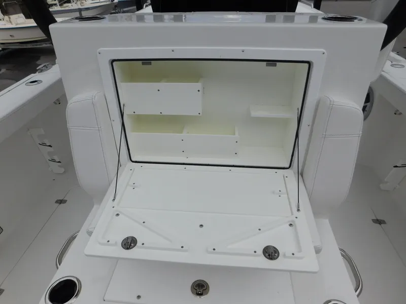 Slide: The Image of Parker Marine 294 Fathom 2026 - 6