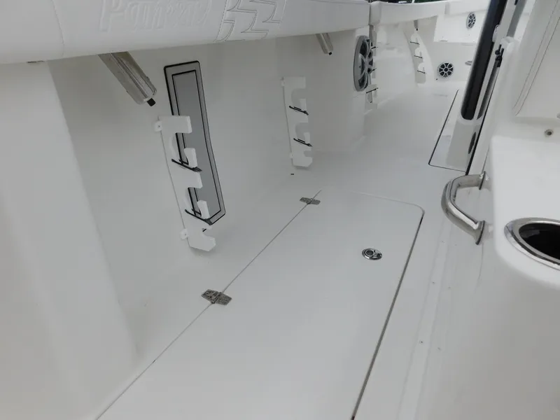 Slide: The Image of Parker Marine 294 Fathom 2026 - 7