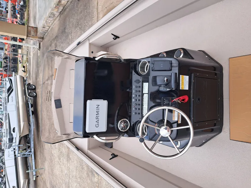 Slide: The Image of Avid 20CC Rogue 2026 - 16