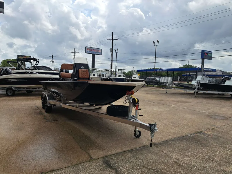 Slide: The Image of Avid 20CC Rogue 2026 - 3