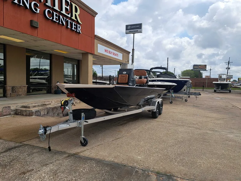 Slide: The Image of Avid 20CC Rogue 2026 - 5