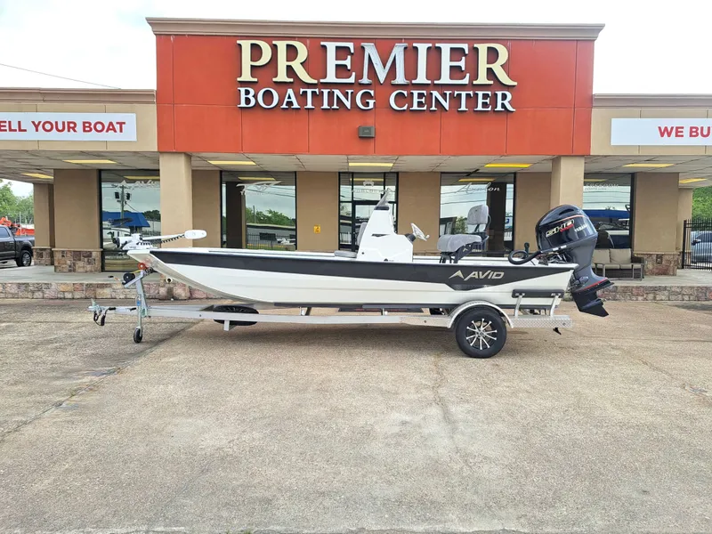 The Image of Avid 207 Recon 2026 - 1