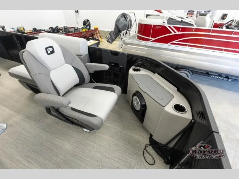 Slide: The Image of Interior of Sportfisher Sport 23-2S RL 2026 with seat and speaker. - 11
