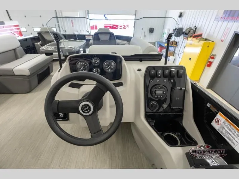 Slide: The Image of Interior view of Sportfisher Sport 23-2S RL 2026 helm. - 23