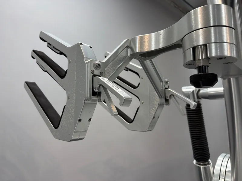 Slide: The Image of MasterCraft X46 2016 - 20