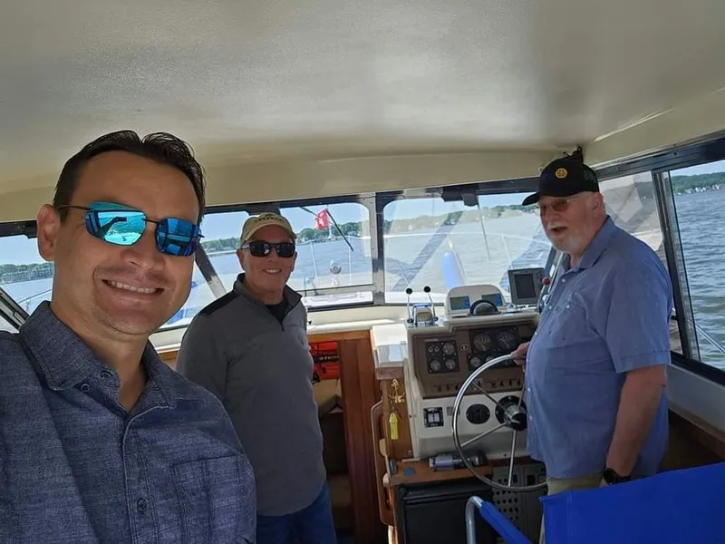 Slide: The Image of Trojan 321 Sedan Flybridge 1986 - 2