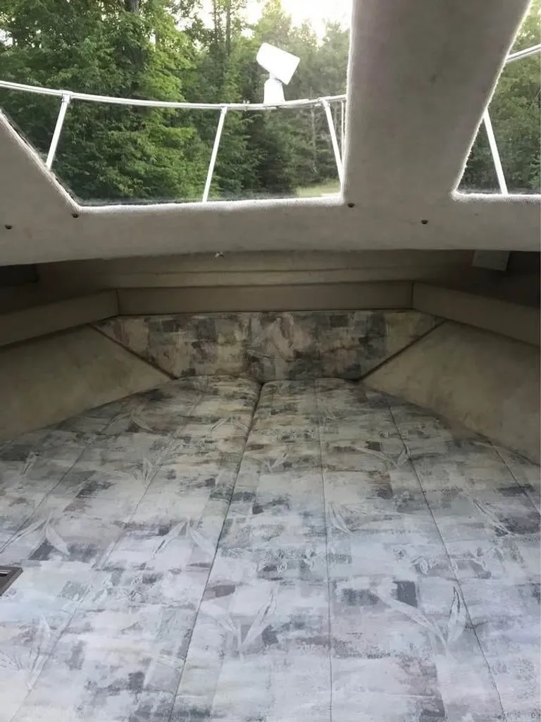 Slide: The Image of Bayliner 2859 1998 - 4