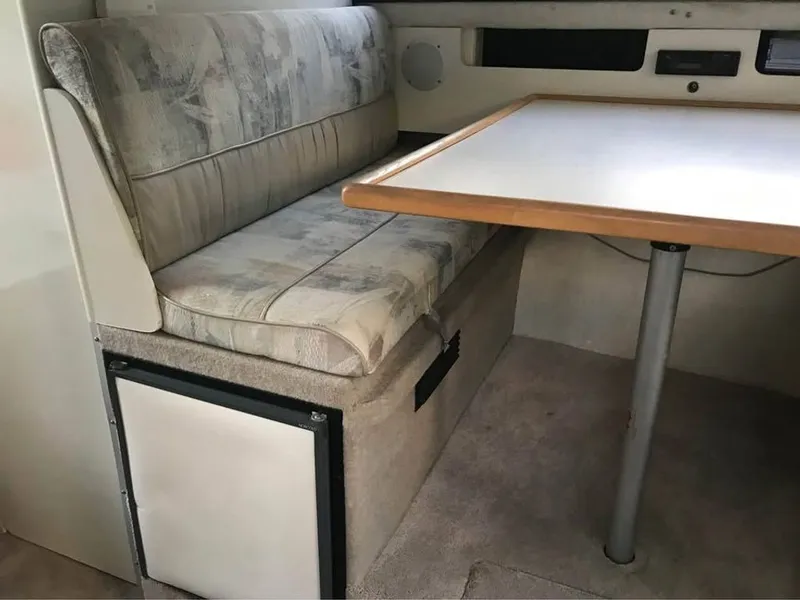 Slide: The Image of Bayliner 2859 1998 - 7