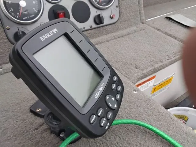 Slide: The Image of Crestliner Fish Hawk 1650 Tiller 2005 - 7