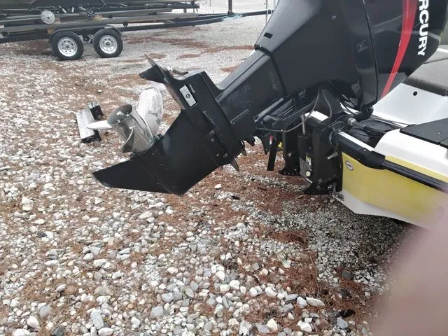 Slide: The Image of Ranger 180 Vs Reata 2005 - 7