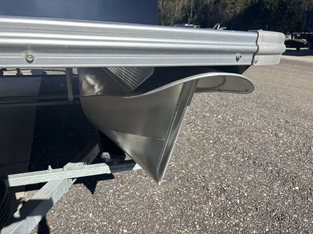 Slide: The Image of Avalon GS Cruise 21 FT 2022 - 23