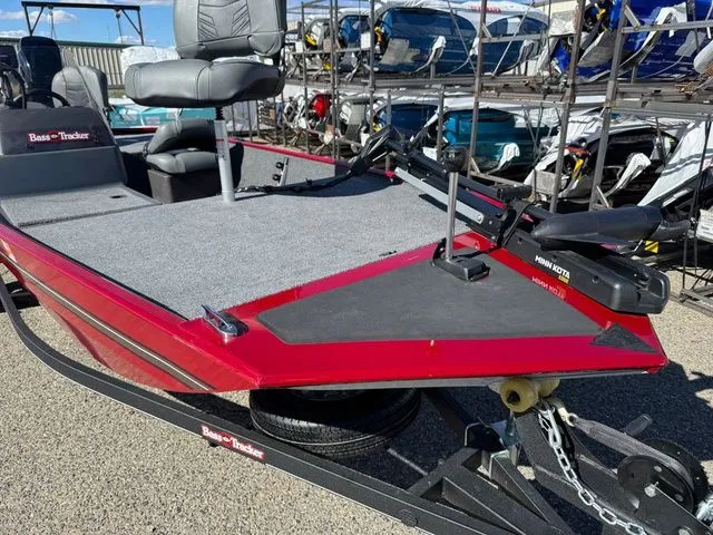 Slide: The Image of Tracker Bass Tracker Classic XL 2021 - 19