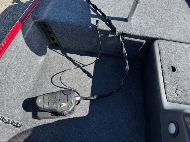 Slide: The Image of Tracker Bass Tracker Classic XL 2021 - 26